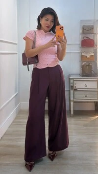 Blusa Tricot Com Entremeios Gola Alta Sandy Punhos E Barrado Ondulados