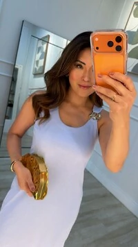 Vestido Midi Malha Canelada Julie Detalhe Circulo Dourado Na Alça