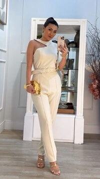 Macacão Alfaiataria Manga Única Vicky Cinto Encapado