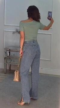 Blusa Malha Layla Ombro Vazado Detalhe Pregas