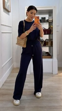 PRÉ-VENDA ENVIO ESTIMADO À PARTIR DO DIA 20/02 Conjunto Helena Blusa E Calça Pantalona