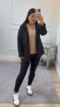 Parka Com Puxadores Reguláveis Lari Forro De Pelinho