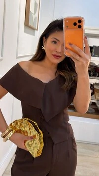 Blusa Alfaiataria Lady Decote Ombro A Ombro Sobreposição Assimétrica