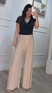 Calça Pantalona Plissada Brooke Pala Larga Com Elástico