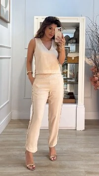 Calça Pala Larga Esther Detalhe Trançado Lateral