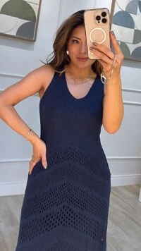 Vestido Longo Tricot Decote V Lorena Com Entremeios