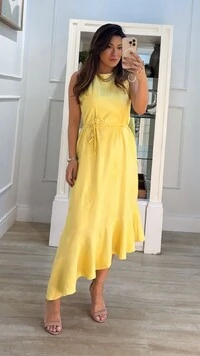 Vestido Midi Twill Bordado Barrado Assimétrico Jamile Cinto Fino