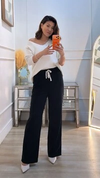 Calça Pantalona Texturizada Vilma Com Amarração Em Cordão