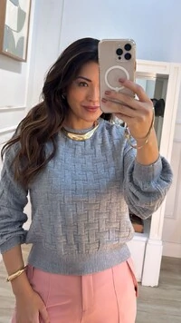 Blusa Tricot Detalhes Entrelaçados Aline Mangas Bufantes