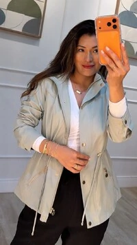 Parka Com Puxadores Reguláveis Na Cintura Luna Botões Dourados