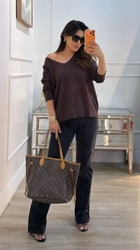 Blusa Tricot Ampla Decote V Paola Mangas Longas