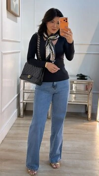 Lenço Acetinado Estampa De Fivela & Correntaria