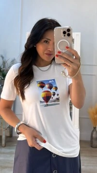 T-Shirt Estampa Balões