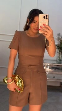 Shorts Alfaiataria Pandora Lapela Com Mini Botões Forrados