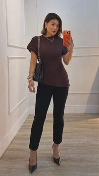 Blusa Tricot Canelado Assimétrica Catherine