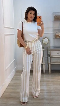 Calça Sarja Listrada Wide Leg Lorena Botão Forrado