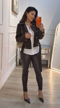 Calça Skinny Resinada Noemi