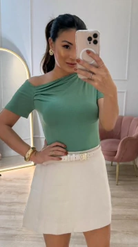 Blusa Malha Layla Ombro Vazado Detalhe Pregas