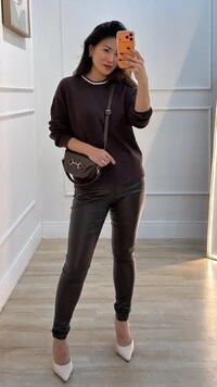 Blusa Tricot Jessica Detalhe Listrado Na Gola