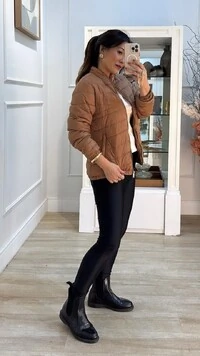 Jaqueta Nylon Valentina Pespontos Em Triangulo Horizontal