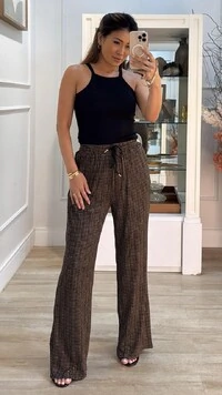 Blusa Regata Olivia Malha Canelada Decote Quadrado