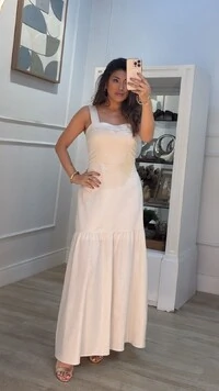 Vestido Longo Fio De Brilho Pietra Decote Coração