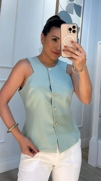 Colete Alfaiataria Cavado Yandra Recorte Vazado Triangular Posterior E Cinto Faixa Pespontada