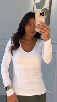 Blusa Suplex Decote V Camila Manga Longa