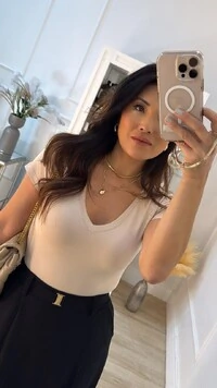 Body Jucy Decote V E Mangas Curtas