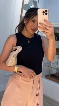 Blusa Regata Malha Canelada Aisha