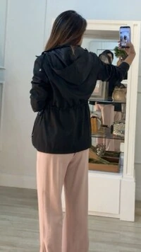 Parka Star Capuz Removível Com Puxadores Reguláveis E Botões Ônix