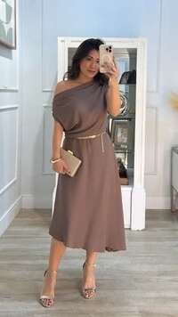 Vestido Midi Assimétrico Angélica Drapeado Nos Ombros