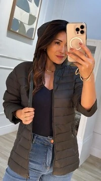 Jaqueta Nylon Pespontos Na Horizontal Michelly Ziper Onix