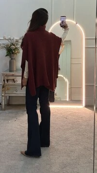Poncho Tricot Luana Gola Rolê