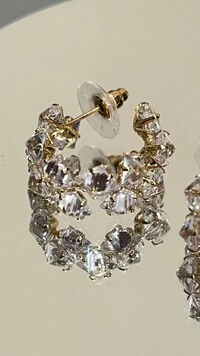 Brinco De Argola Cravejado Em Strass