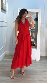 Vestido Longuete Crepe Decote V Com Babado Amanda Cinto Faixa