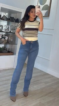 Blusa Malha Listrada Celine Com Gola Ondulada
