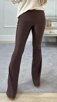 Calça Flare Pilar Power Pala Tripla
