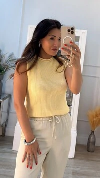 Blusa Colete Tricot Canelado Halley Detalhe Gola Enrolado