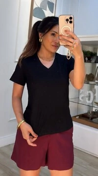 Blusa Malha Decote V Eliza Mangas Curtas