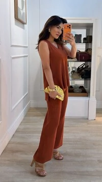 Conjunto Tricot Maithe Blusa Regata Alongada E Calça Pantalona