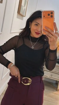 Blusa Tule Gola Alta Eloina Mangas Longas