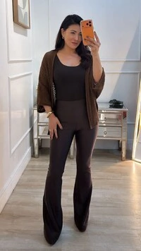 PRÉ-VENDA DATA ESTIMADA DE ENVIO DIA 22/05 Kimono Tricot Vazado Fabi Mangas 3/4
