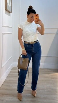 Blusa Tricot Com Entremeios Gola Alta Sandy Punhos E Barrado Ondulados