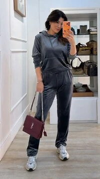 Jaqueta Casaco Pullover Plush Jessy Com Capuz