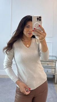 Blusa Tricot Decote V Hannah Losangos E Texturas Frontais