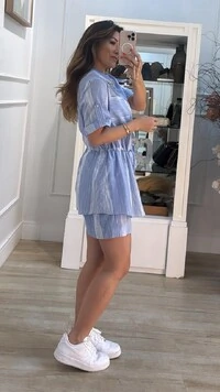 Shorts Listrado Carol Pala Com Elástico E Amarração Frontal