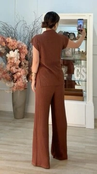 Conjunto Tricot Nervuras Caneladas Roberta Blusa E Calça Pantalona