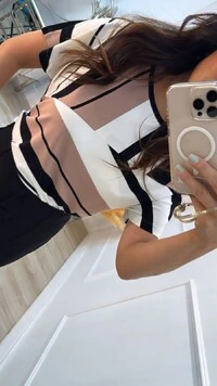 Blusa Ampla Malha Listrada Tricolor Eloise