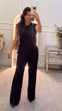 Conjunto Malha Cris Blusa Assimétrica & Calça Pantalona